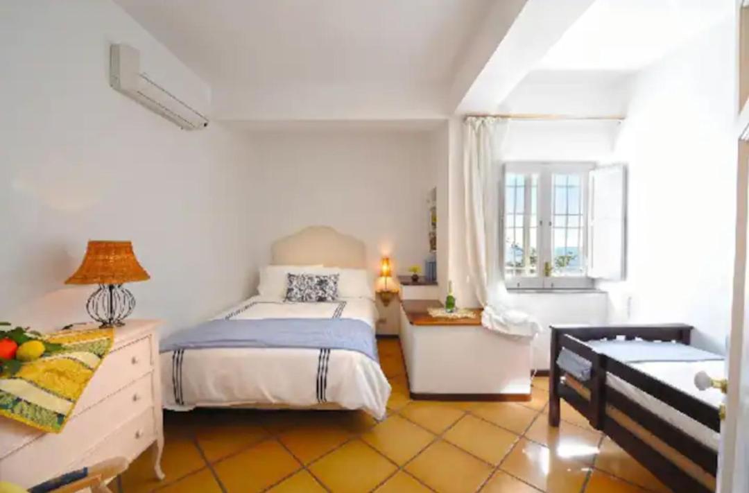 Villa Delle Ginestre - Sea View Praiano Buitenkant foto